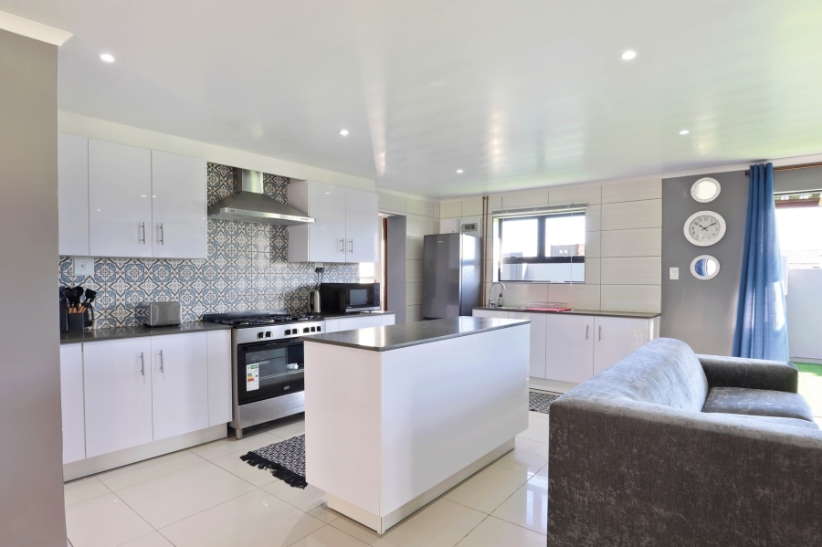 4 Bedroom Property for Sale in Darling Western Cape